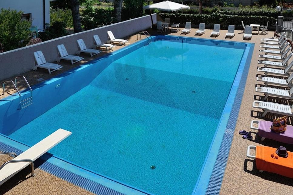 Hotel Rosalba San Mauro Mare Buitenkant foto