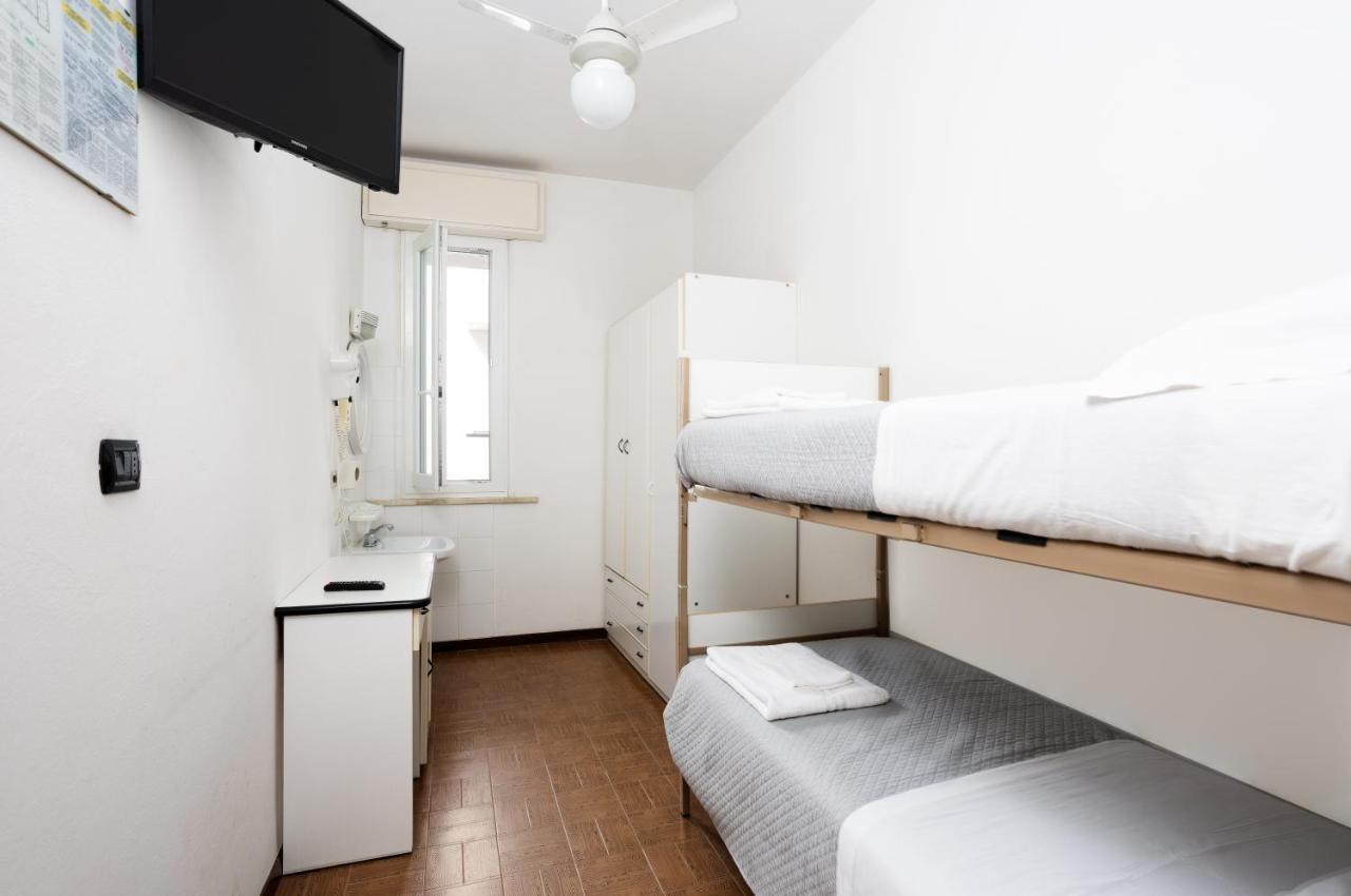 Hotel Rosalba San Mauro Mare Buitenkant foto